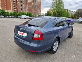 2009 Skoda Octavia II (A5) Рестайлинг, серый, 630000 рублей, вид 5