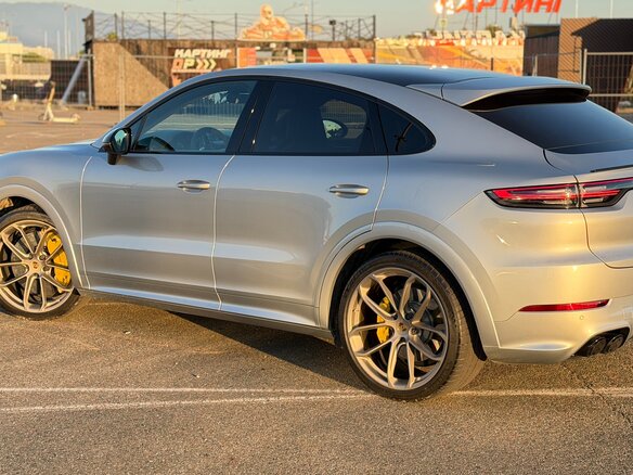 2019 Porsche Cayenne S Coupé III, серый, 8500000 рублей - вид 20