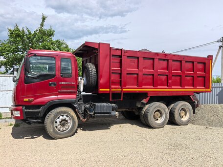 2007 Foton Auman BJ32xx, красный, 1800000 рублей, вид 1