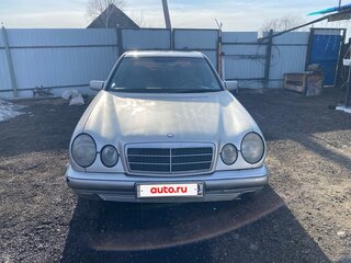 1999 Mercedes-Benz E-Класс 240 II (W210, S210), серый, 350000 рублей, вид 1