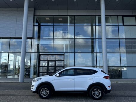 2016 Hyundai Tucson III, белый, 1395000 рублей, вид 4