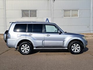 2010 Mitsubishi Pajero IV, серебристый, 1305000 рублей, вид 4