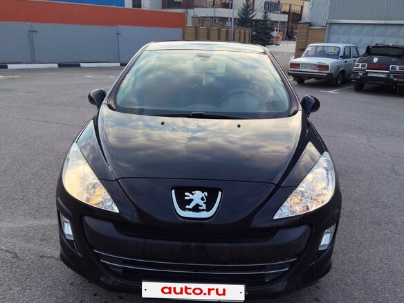 2010 Peugeot 308 I, чёрный, 580000 рублей - вид 1
