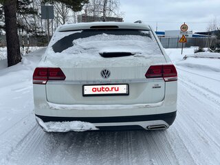 2018 Volkswagen Teramont I, белый, 3050000 рублей, вид 3