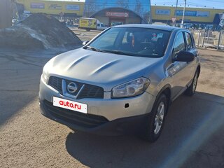 2011 Nissan Qashqai I Рестайлинг, серебристый, 750000 рублей, вид 2