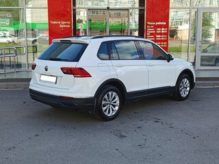 2020 Volkswagen Tiguan II Рестайлинг, белый, 1860000 рублей, вид 5