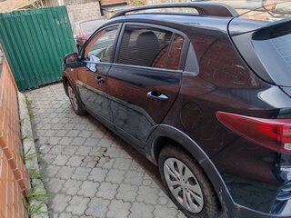 2021 Kia Rio X IV Рестайлинг, чёрный, 1250000 рублей, вид 3