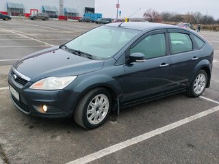 2010 Ford Focus II Рестайлинг, серый, 600000 рублей, вид 1