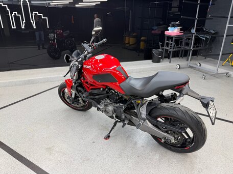2020 Ducati Monster 821, красный, 800000 рублей, вид 5