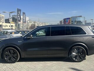 2024 Li Auto (Lixiang) L9 52.3 kWh I Рестайлинг, серый, 7500000 рублей, вид 3