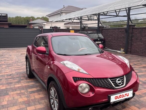 2011 Nissan Juke I, красный, 900000 рублей - вид 6