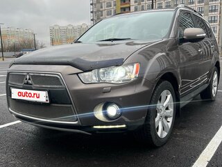2011 Mitsubishi Outlander II Рестайлинг, коричневый, 1255000 рублей, вид 1