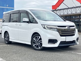2021 Honda Stepwgn Spada V Рестайлинг, белый, 2038000 рублей, вид 1