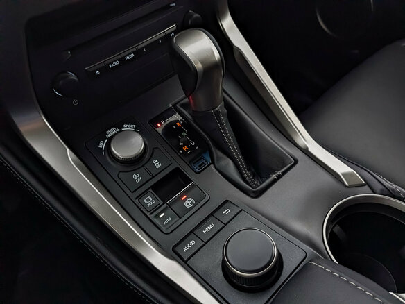 2017 Lexus NX 200 I, чёрный, 2935000 рублей - вид 25