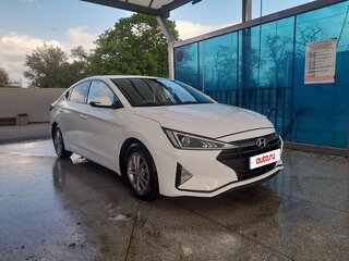 2018 Hyundai Avante VI, белый, 1580000 рублей, вид 2