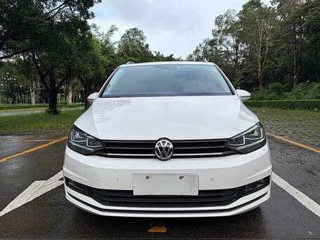2018 Volkswagen Touran Cross L II, белый, 1850000 рублей, вид 2