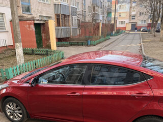 2014 Hyundai Elantra V (MD) Рестайлинг, красный, 750000 рублей, вид 4