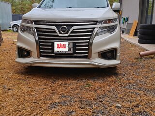 2018 Nissan Elgrand III (E52) Рестайлинг, белый, 2500000 рублей, вид 4