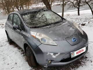 2013 Nissan Leaf I (ZE0/AZE0), серый, 410000 рублей, вид 2