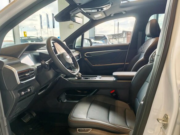 2026 Geely Okavango I Рестайлинг, белый, 4085990 рублей - вид 5
