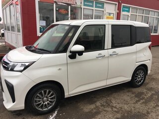 2021 Toyota Roomy I Рестайлинг, белый, 1350000 рублей, вид 2
