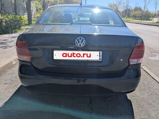 2014 Volkswagen Polo V, серый, 620000 рублей, вид 4