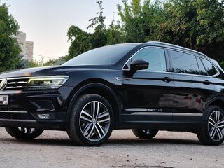 2020 Volkswagen Tiguan Allspace II, чёрный, 3000000 рублей, вид 1