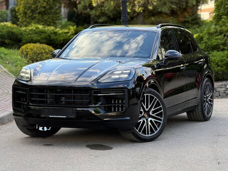 2026 Porsche Cayenne III Рестайлинг, чёрный, 16990000 рублей, вид 1