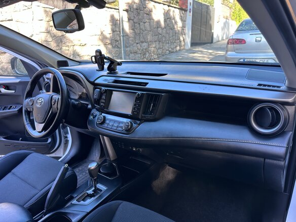 2018 Toyota RAV4 IV (XA40) Рестайлинг, белый, 2690000 рублей - вид 9