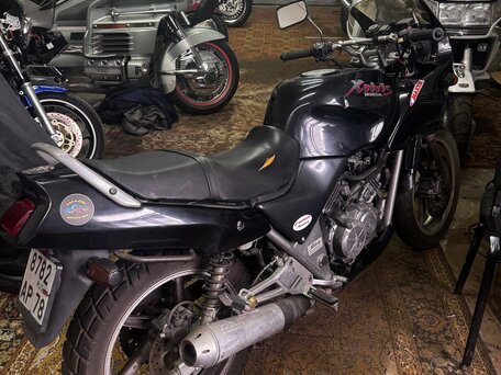 1997 Honda VT 250, чёрный, 180000 рублей, вид 4