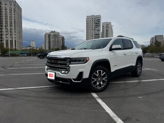 2020 GMC Acadia II Рестайлинг, белый, 3200000 рублей, вид 1