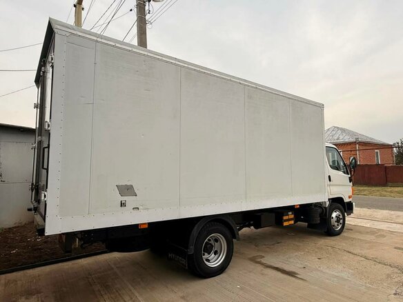 2015 Hyundai HD35, белый, 2500000 рублей - вид 4