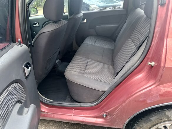 2009 Renault Logan I, красный, 359900 рублей - вид 9