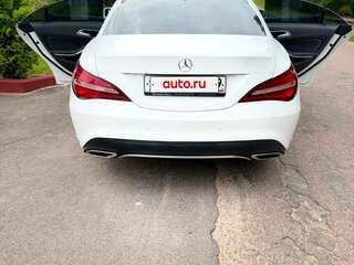 2018 Mercedes-Benz CLA 200 I (C117, X117) Рестайлинг, белый, 2350000 рублей, вид 3