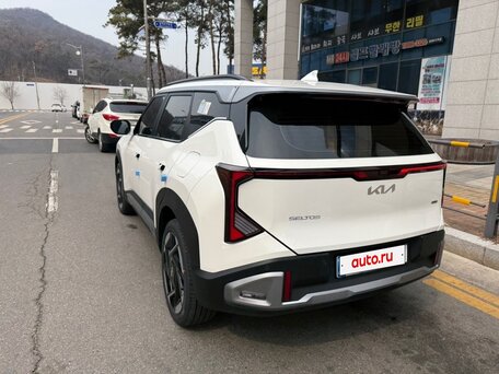 2026 Kia Seltos II, белый, 4100000 рублей, вид 4