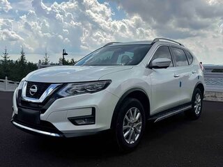 2022 Nissan X-Trail III Рестайлинг, белый, 1890898 рублей, вид 3