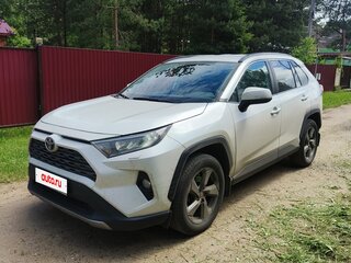 2021 Toyota RAV4 V (XA50), белый, 4800000 рублей, вид 1