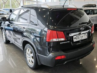 2012 Kia Sorento II, чёрный, 1795000 рублей, вид 4