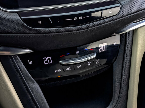 2016 Cadillac XT5 I, бежевый, 2399000 рублей - вид 26
