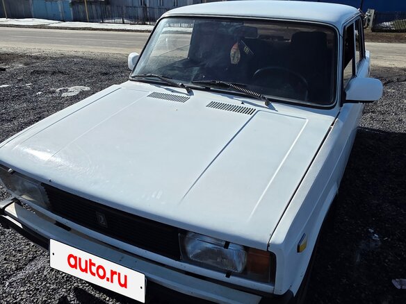 1997 Lada (ВАЗ) 2105, белый, 95000 рублей - вид 7