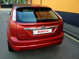 2009 Ford Focus II Рестайлинг, красный, 650000 рублей, вид 4