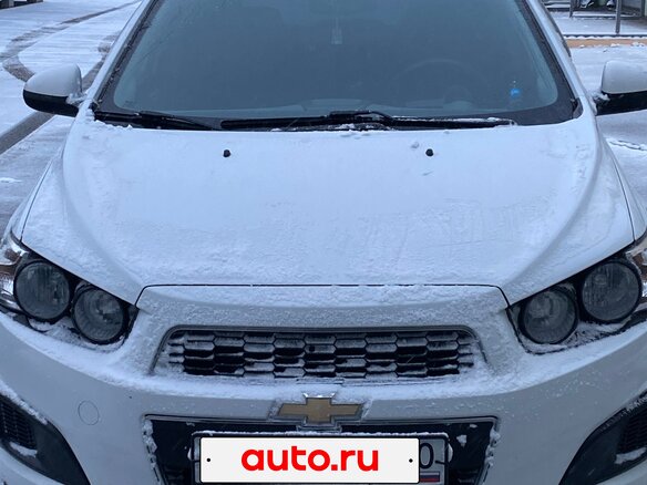 2014 Chevrolet Aveo II, белый, 950000 рублей - вид 3