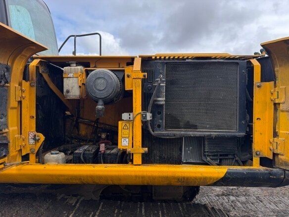 2013 JCB JS205, жёлтый, 3690000 рублей - вид 3