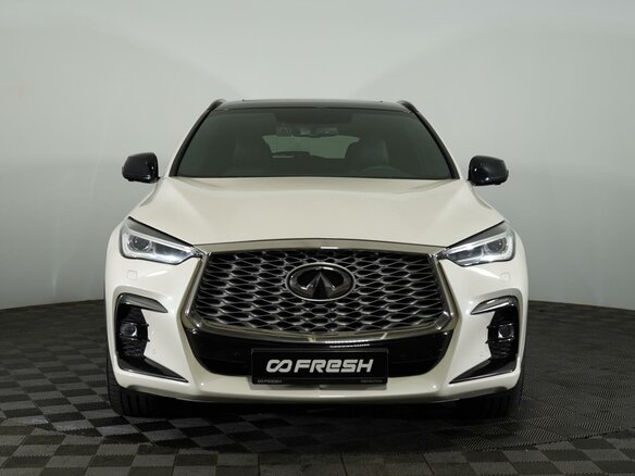 2021 Infiniti QX55, белый, 4150000 рублей - вид 2