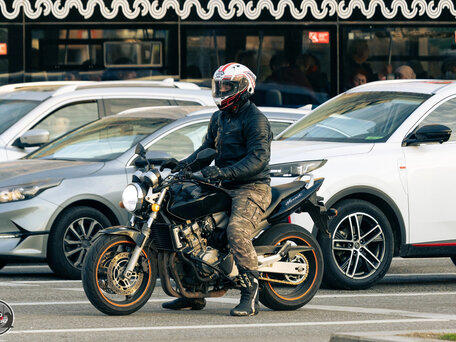 2004 Honda CB 600F Hornet, чёрный, 320000 рублей, вид 5