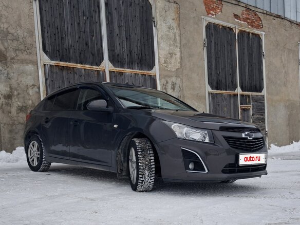 2013 Chevrolet Cruze I Рестайлинг, серый, 900000 рублей - вид 2