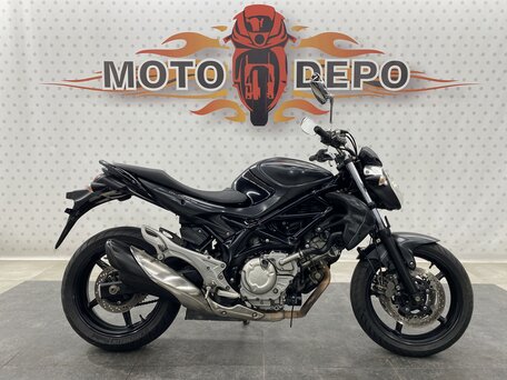 2015 Suzuki SFV 400 Gladius, чёрный, 339000 рублей, вид 1