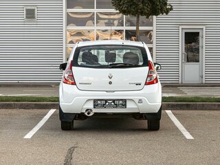 2011 Renault Sandero I, белый, 655000 рублей, вид 5