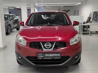 2011 Nissan Qashqai I Рестайлинг, красный, 870000 рублей, вид 2