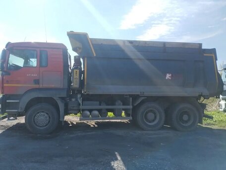 2023 Sinotruk Sitrak C7H, красный, 5500000 рублей, вид 3